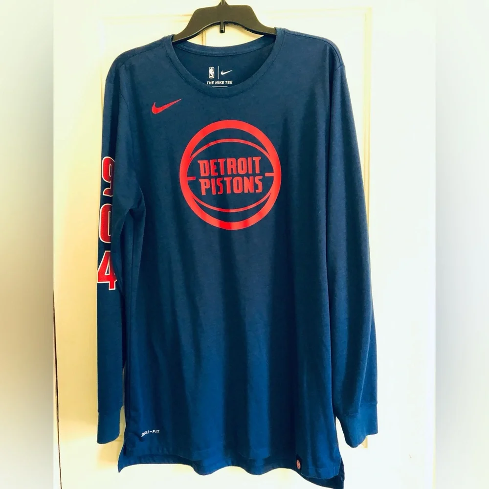 Detroit Pistons Championship years long sleeve t-shirt. - Picture 2 of 5